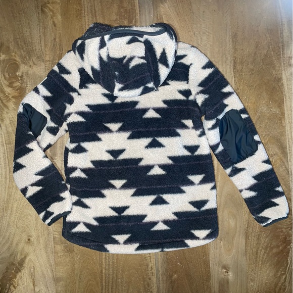 The North Face Campshire Aztec Hoodie - Picture 9 of 13